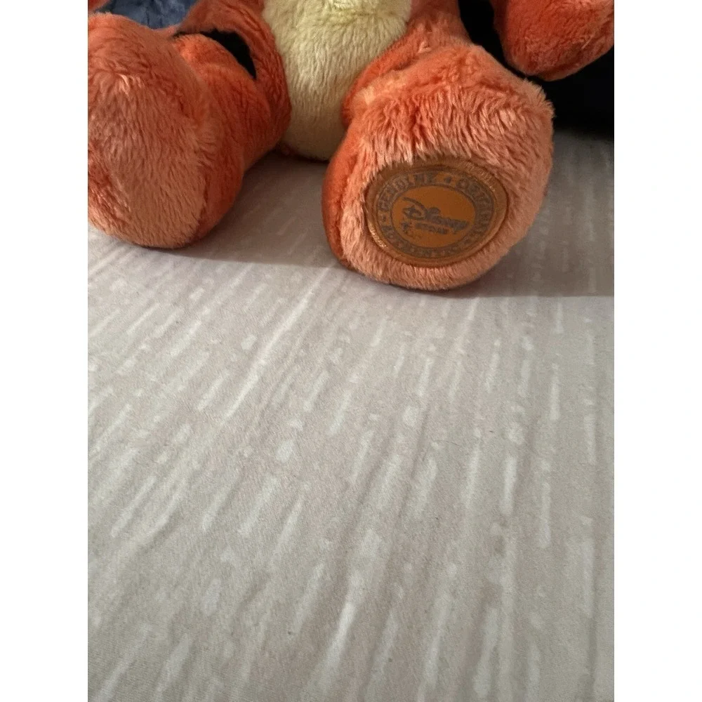 Tigger Disney Store Authentic Exclusive Original 12in Tall Plush Winnie Pooh Toy
